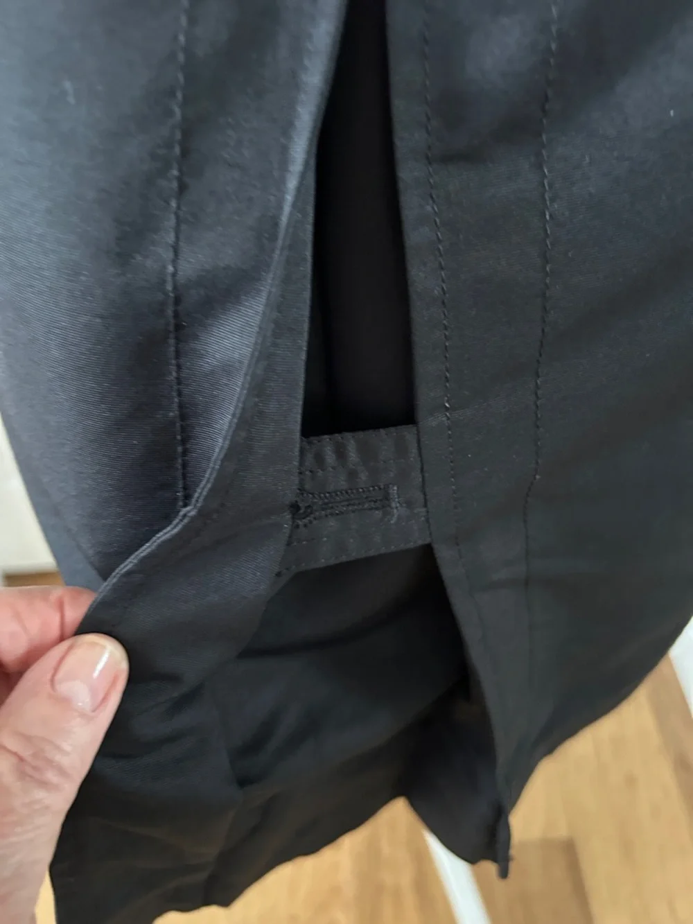 RlZ Trench Coat - Picture 3 of 12